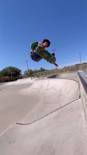 Aaron Jaws Homoki on Instagram: "Indy 540. IPhone angel & @a_happy_medium_ HD angle"