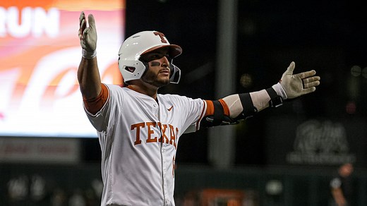 Texas baseball comes from behind to beat Georgia, take key SEC series: Recap