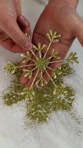 87K views · 227 reactions | Cotton swab snowflake DIY ❄️#cottonswafsnowflake #diydecor #christmascrafts | Beamish DIY | Facebook