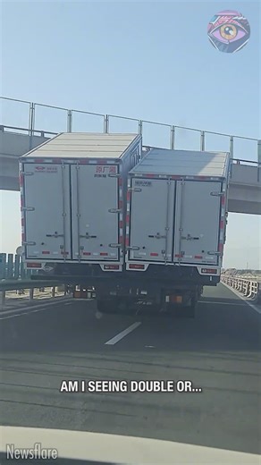 Truck with crazy cargo looks like glitch in the matrix 😳 | Bright Side