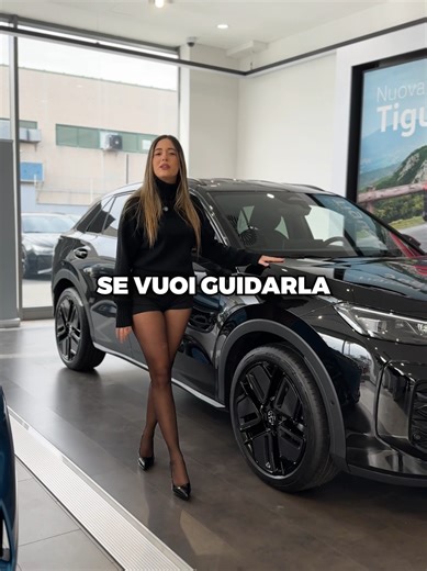 T-ROC A LUNGO TERMINE 🚀 Zero anticipo, massimo stile. Design deciso, comfort da SUV e tutta la sicurezza che cerchi per ogni giorno. Con il noleggio a lungo termine guidi la Volkswagen T-Roc senza pensieri e senza sorprese. 💶 Canone mensile super conveniente 🚫 Anticipo 0 📅 Formula a lungo termine 📲 Scrivici su WhatsApp 353 398 7172 📍 Passa a trovarci da Econ Noleggi – Portici #noleggioclienti #napolinoleggioauto #lungotermine #noleggioportici #troc