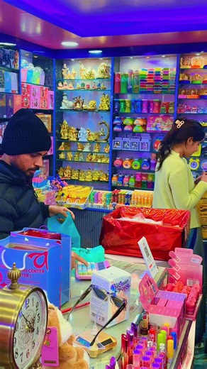 Discover Unique Gifts at Lovebirds Store