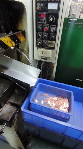 Efficient Mass Production with Progressive Die #hlc #machine