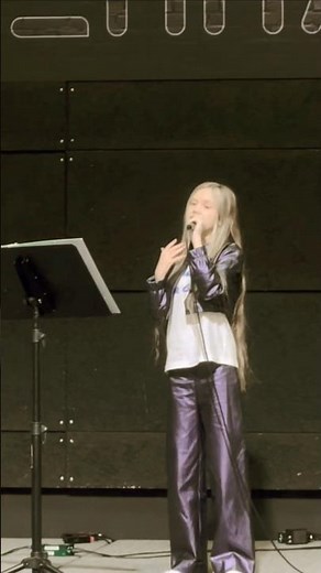 Above All | Anetta Wise (Live Worship Performance)