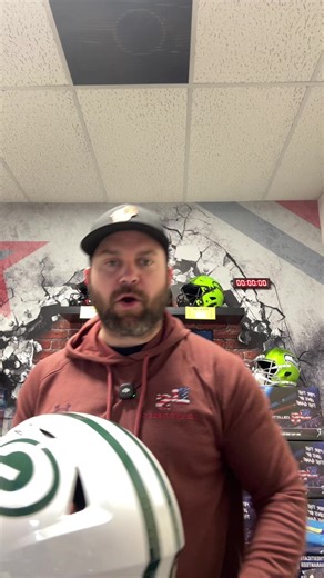 Exploring NFL Memorabilia: Collectibles for Football Fans