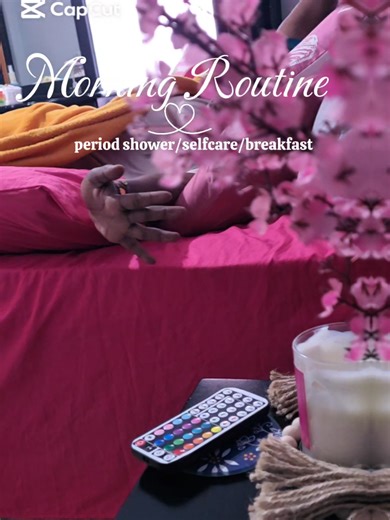 Happy Sunday lovies 🎀💝 I wanna cry woke up to my period 😭😭 #morningroutineaesthetic #periodselfcare #softgirlmorning #showerroutine #breakfastvibes
