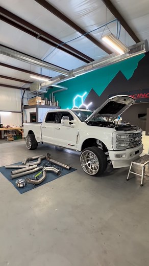 3.7K views · 261 reactions |  2023–2026 F250 / F350 / F450 / F550...