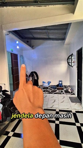 jendela bulat dan jendela depan masih ngebuka