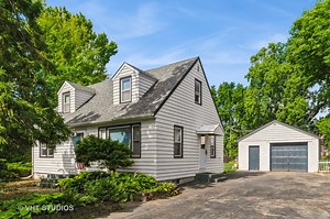 20 N Rohlwing Rd, Palatine, IL 60074 - MLS 12408407 - Coldwell Banker