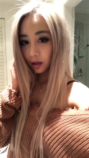 New hair! Watch the hair transformation Vlog channel 😍 2nd emoji is ur reaction 😬 #style