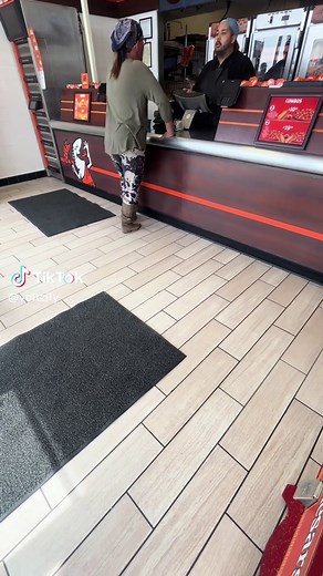 Customer Service Gone Wrong With Pizza Delivery