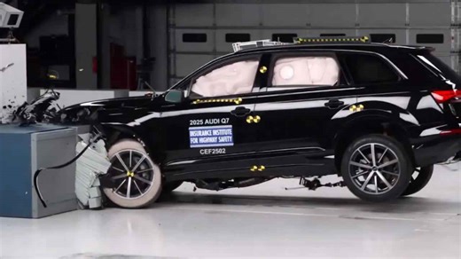 2025 Audi Q7 (4M) im Crash-Test: So sicher ist er wirklich!