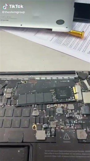 #macbookpro came in not booting, diagnostics couldn’t see the hd… #fyp #computer #repair #it #apple