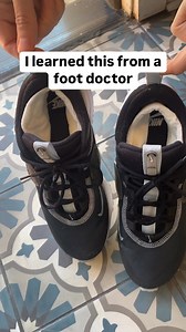 🦶 Protect your feet when exercising #exercise #lifehacks #walking #sneakers #tipsandtricks | Randy & Mandy