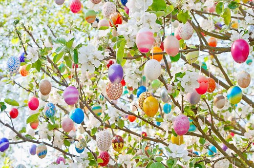 Where Did The Easter Tree Tradition Come From?