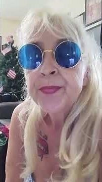 lip time/ who dont love ruby red lips/ just saying😆😅🤣😂💋🫦👄👅