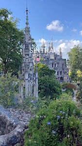 The fairytale land 😍 🏰 🧚✨ 📍 Sintra 🌸 Portugal 🌿 #sintra #portugal #map_of_europe #worldplaces #wonderful_places #beautifuldestinations #travelingthroughtheworld | Isa de Almeida