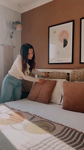 When it comes to the Big Spring Clean or the Sunday Reset, freshening up and ridding your home from indoor nasties like bacteria, viruses and mould is all about these 3 steps... 🌿💧 ⁠ ⁠ 1️⃣💦 Spritzes of our bestselling Purifying Air Spray⁠ 2️⃣🪟 Throwing those windows and doors wide open!⁠ 3️⃣🪴 Letting your house plants do the work for you ⁠ ⁠ Thanks instagram.com/eilidhwells for the inspo! 💚 ⁠ ⁠ #CleanHome #NaturalCleaning #Natural #SpringClean #SundayReset #HousePlants #Springtime #Cleanin