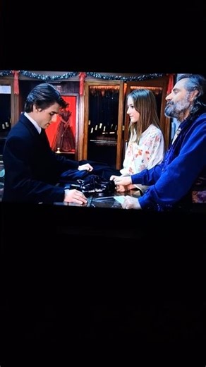 Eyes Wide Shout #movie Closing the deal. Stanley Kubrick nos lo dijo todo...