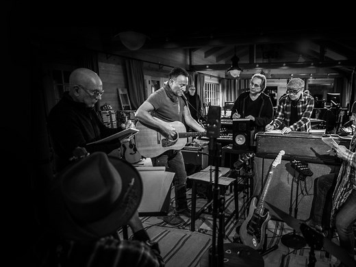 Watch Bruce Springsteen's Letter To You - Movie - Apple TV