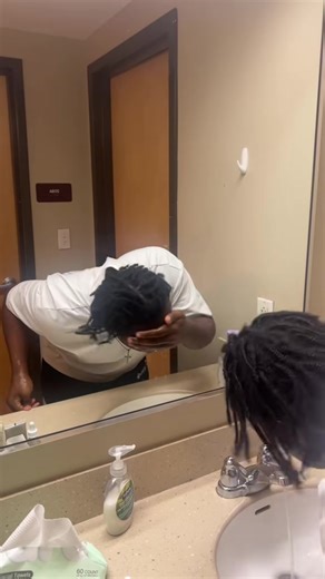 OZZIE (@ozzieice)’s videos with Back And Im Better Trap Remix - 𝑪𝒍𝒖𝒃𝑪𝒂𝒎𝒐