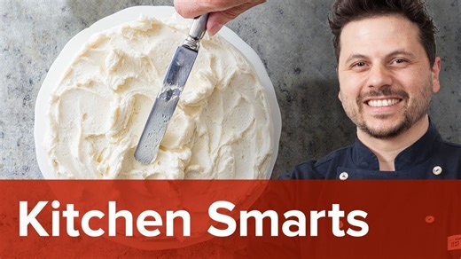 How to properly assemble and frost a professional layer cake