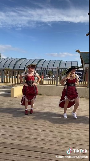 Découvrez le Camping Donjon de Lars 🤩