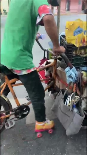 Videos de Maritza Yamilex (@maritzayamilex) con “Soy Luna theme song - ❄ DISNEYLYRICS ❄”