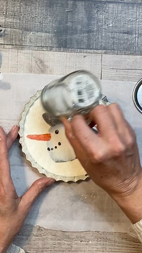 DIY Dollar Tree bottle cap/pie tin | Make All The Things With Me