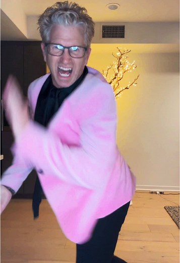 Dazzing 70s Funk: A Soul Train Line Dance Party