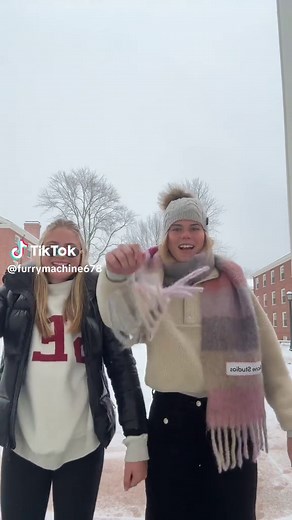 Isa on TikTok