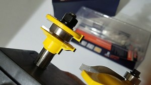Watch Unboxing affordable DIYer 1/2 router bits on Amazon Live