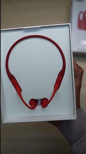 SHOKZ OpenRun Bone Conducting headphones