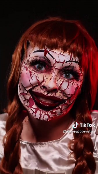 Halloween Makeup: Spooky Annabelle Transformation