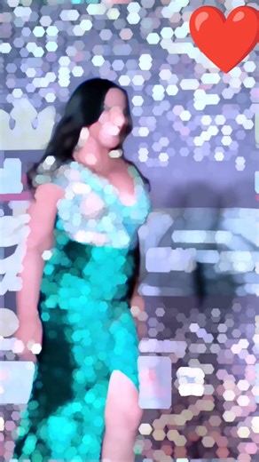 Introducing the "VitaWear SmartBand," a next-generation wearable gadget🎉#kajol #srk #kingkohli zz