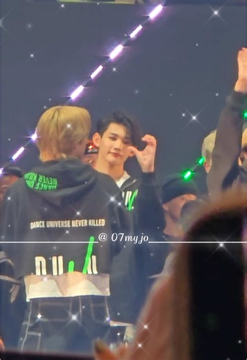 250112-250113 D.U.N.K. Showcase in K-Arena Yokohama DAY1 DAY2 ・ JOｸﾝ🫶🏻 &TEAM最高✨ 9人のﾆｺﾆｺ笑顔…楽しそうなの見るとﾆﾔﾆﾔとまらない♡💦 ・ 2日間とも楽しかったぁ~、、 2日目… BOOMBOOMBACKｺﾗﾎﾞ…JOｸﾝかっこ良すぎたぁ…踊り方ﾀﾞｲｽｷ‼︎ ・ Kｸﾝに✋🏻操られて🍙やってたの可愛すぎたっ♡ ・ #andteam #andteam_ej #andteam_fuma #andteam_k #andteam_nicholas #andteam_yuma #andteam_jo #andteam_harua #andteam_taki #andteam_maki #luné #d_u_n_k_