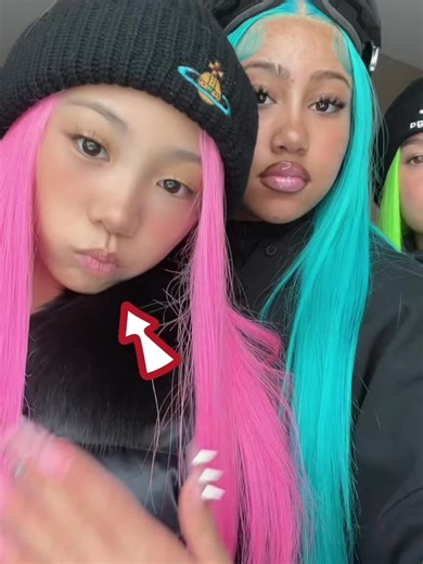 Why does North West always appear in public with the pink-haired Asian girl Leah Ruby? No one realizes that Leah is the real winner.#usa #fyp #usa🇺🇸 #kimkardashian #northwest