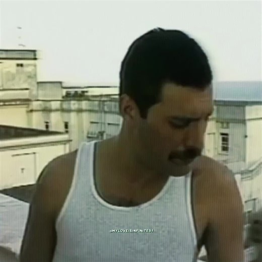 Interview with Freddie Mercury: The Lead Singer, Not the Leader of the Band