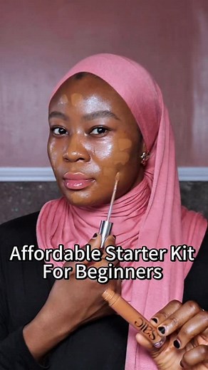Affordable makeup starter kit for beginners — simple and step by step 💄✨ . Products Used: @msmetics SPF 50 Sunscreen @elfcosmetics @elfcosmeticsuk POWER GRIP primer @saiebeauty hydra beam concealer in SB SIX @maybelline Fit Me Matte Poreless pressed powder in 330 TOFFEE CARAMEL @onesize cheek clapper 3D blush trio in GWORLY POP @milkmakeup KUSH high roll mascara in BLACK @hegaiandesther lip gloss in LIKE A GIRL @nyxcosmetics @nyxcosmetics_uk Matte finish makeup setting spray ___________________