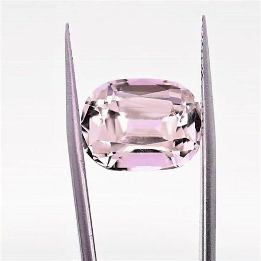 9.75 Carat Morganite with Cushion Cut – Afghanistan | Fine Art Gems | Morganite | Gemstone |