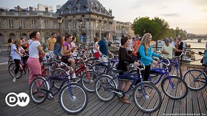 France: Bike boom in Paris