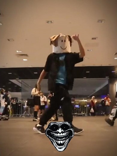 roblox uwu girl vs bacon | Trollface Edit