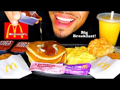 MCDONALD'S BIG BREAKFAST WITH HOTCAKES HASH BROWNS BISCUIT ORANGE JUICE ASMR MUKBANG