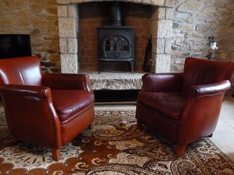 How to Remove Mold from a Leather Sofa (Cleaning Mouldy Leather) How to Clean Moldy Leather