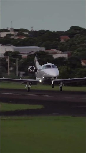 Embraer Phenom 100 Short Field Landing in Brazil