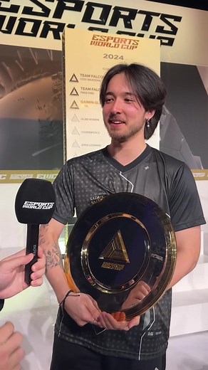 Tofu Predicts Esports World Cup Winner | Gaming on TikTok