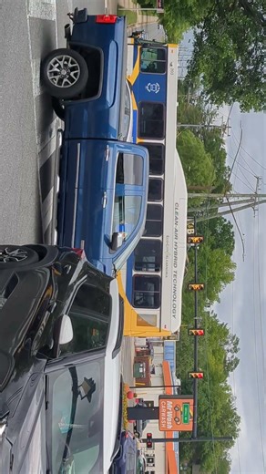 DASH bus 2025-26 New Flyer XD40 #720 , and 2011-12 Gillig Advantage Hybrid #203 working the AT35.