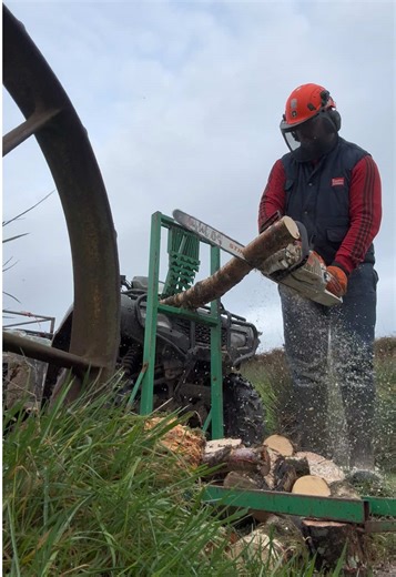 Timber Splitting Techniques Using STIHL Chainsaw