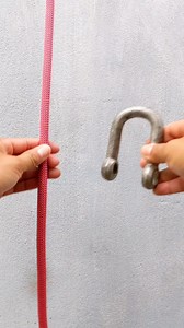 1.4M views · 7.8K reactions | Tying an Italian hitch/ munter's hitch. #reels #rope #tyingropeknots #knots #zeppelinknot #siberianhitch #knottying #basicknots #spanishbowline #tyingknots | Enterhad9 | Facebook