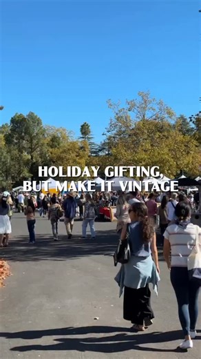 Two markets left before the holidays! 🎄 Nov 9 & Dec 14 — The French Market Marin 🇫🇷 Come treasure hunt, shop local, and gift something très chic. ✨ #FrenchMarketMarin #VintageFinds #HolidayGifting | The French Market Marin